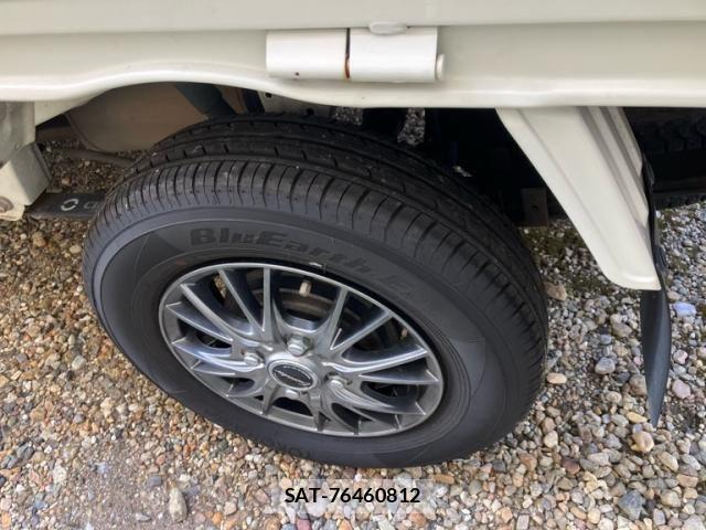 Daihatsu HIJET TRUCK 2015-01 8366213-6