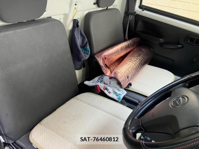 Daihatsu HIJET TRUCK 2015-01 8366213-8