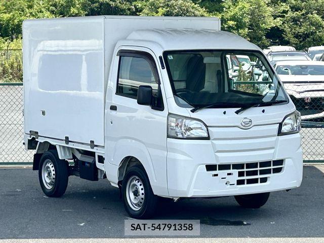 Daihatsu HIJET TRUCK 2017-02 8366212-0