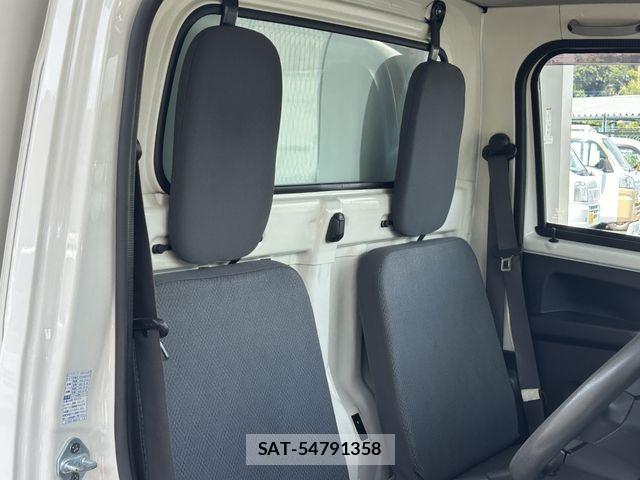 Daihatsu HIJET TRUCK 2017-02 8366212-20