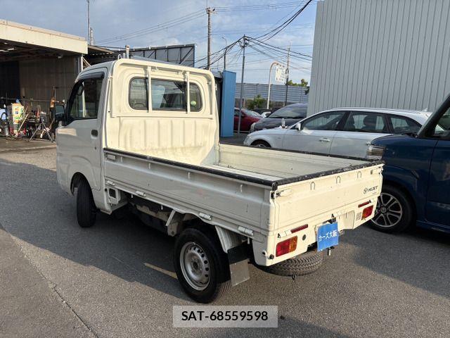 Daihatsu HIJET TRUCK 2018-05 8366215-2
