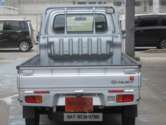 Daihatsu HIJET TRUCK 2016-09 8366214-5