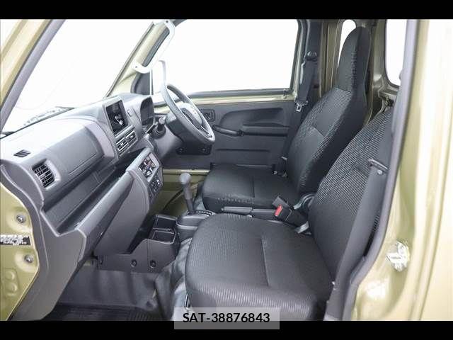 Daihatsu HIJET TRUCK 2025-09 8366211-11