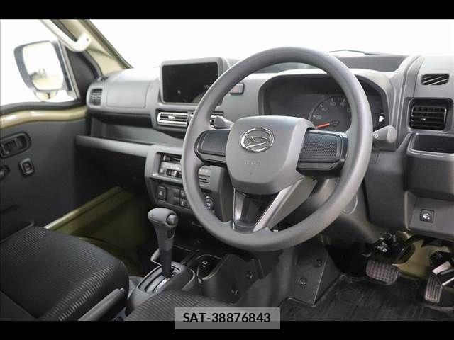 Daihatsu HIJET TRUCK 2025-09 8366211-1