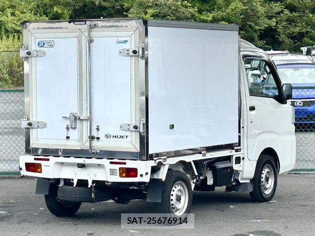 Daihatsu HIJET TRUCK 2020-10 8412781-2