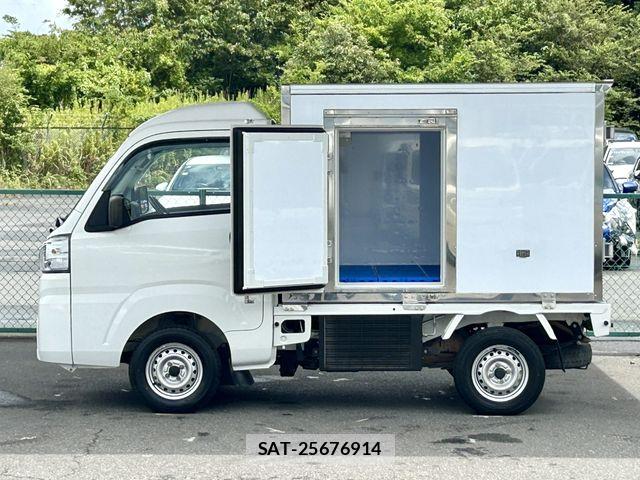 Daihatsu HIJET TRUCK 2020-10 8412781-8