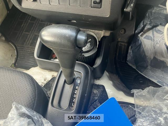 Daihatsu HIJET TRUCK 2015-08 8438201-14