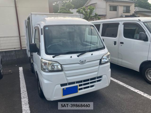 Daihatsu HIJET TRUCK 2015-08 8438201-1