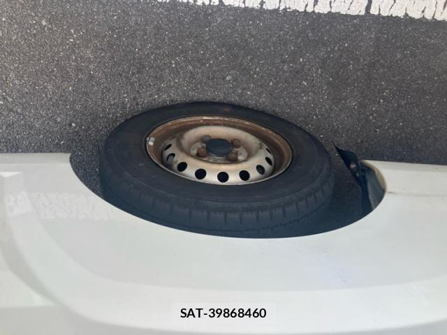 Daihatsu HIJET TRUCK 2015-08 8438201-2