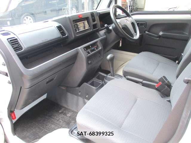 Daihatsu HIJET TRUCK 2017-05 8525172-12
