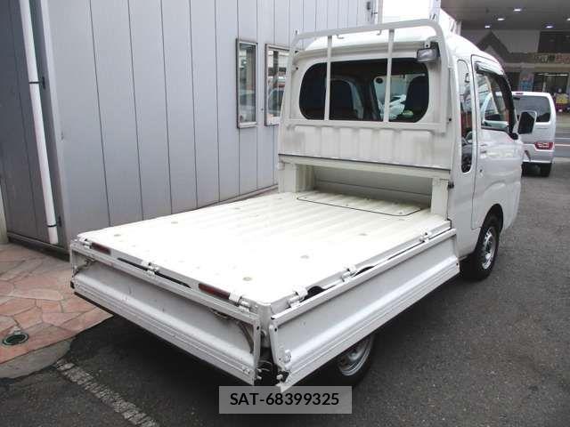 Daihatsu HIJET TRUCK 2017-05 8525172-6