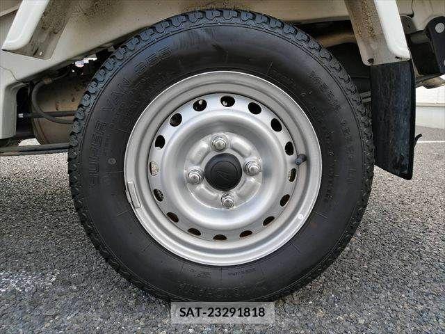 Daihatsu HIJET TRUCK 2018-04 8562123-21