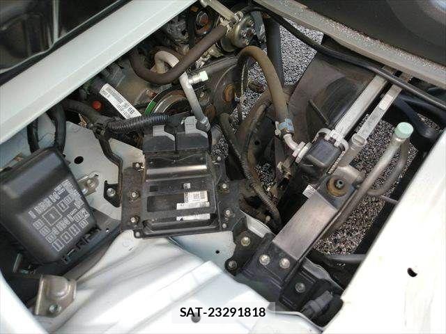 Daihatsu HIJET TRUCK 2018-04 8562123-25