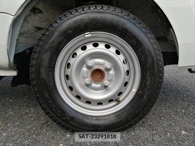 Daihatsu HIJET TRUCK 2018-04 8562123-8