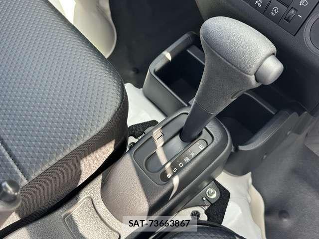 Daihatsu HIJET TRUCK 2026-06 8562122-18