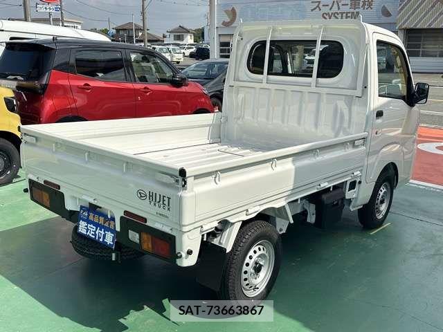 Daihatsu HIJET TRUCK 2026-06 8562122-8