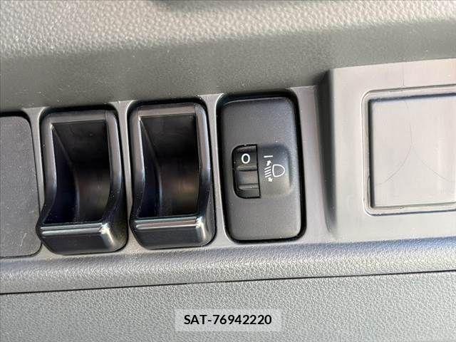 Daihatsu HIJET TRUCK 2013-05 8562125-24