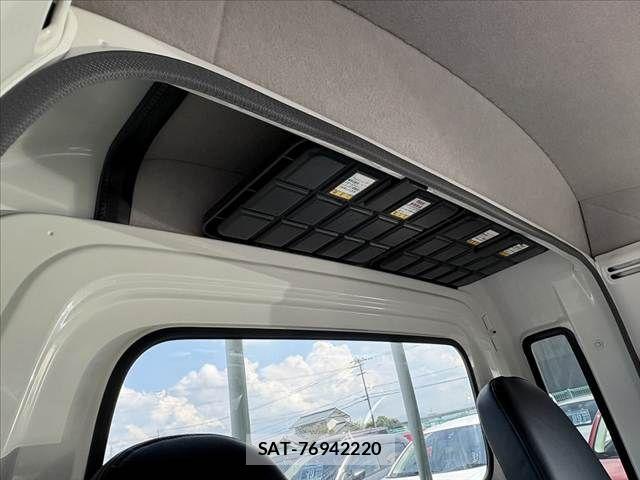 Daihatsu HIJET TRUCK 2013-05 8562125-28