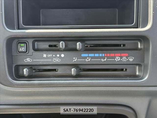 Daihatsu HIJET TRUCK 2013-05 8562125-3