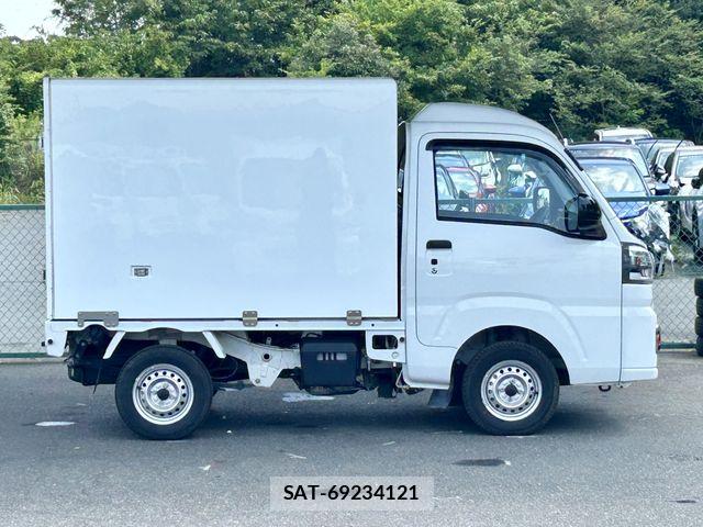 Daihatsu HIJET TRUCK 2024-09 8562119-9