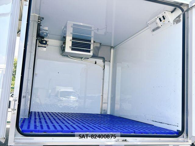 Daihatsu HIJET TRUCK 2022-07 8562120-15