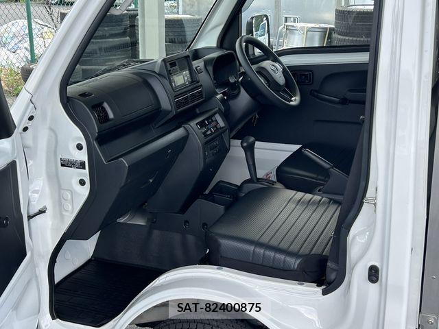 Daihatsu HIJET TRUCK 2022-07 8562120-28