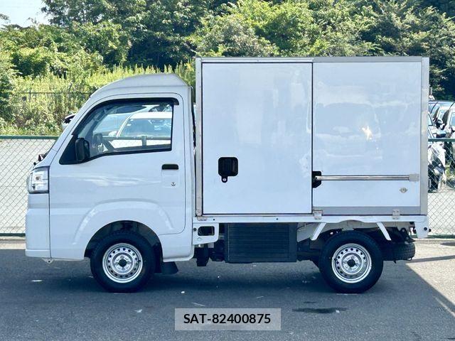 Daihatsu HIJET TRUCK 2022-07 8562120-7