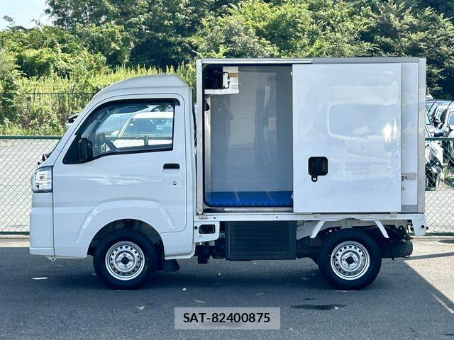 Daihatsu HIJET TRUCK 2022-07 8562120-8