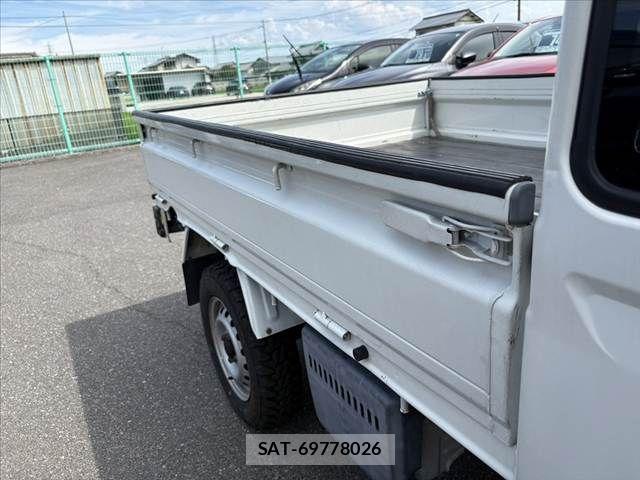 Daihatsu HIJET TRUCK 2013-08 8562126-22