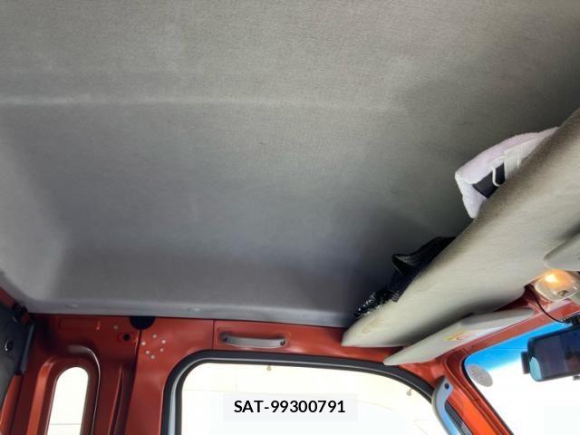 Daihatsu HIJET TRUCK 2014-12 8562128-23