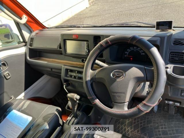 Daihatsu HIJET TRUCK 2014-12 8562128-24