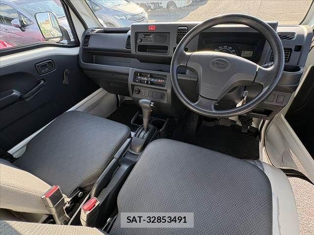 Daihatsu HIJET TRUCK 2015-06 8562127-1