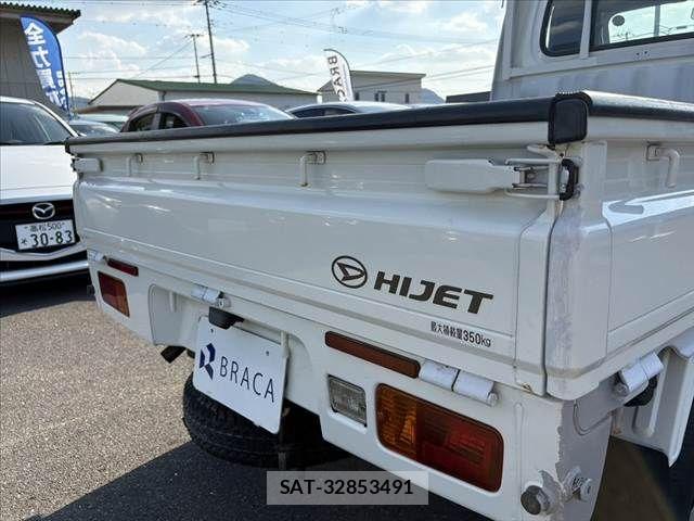 Daihatsu HIJET TRUCK 2015-06 8562127-29