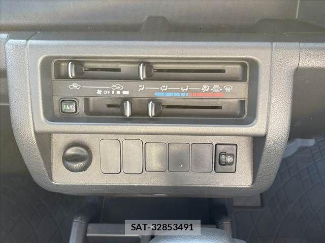 Daihatsu HIJET TRUCK 2015-06 8562127-3