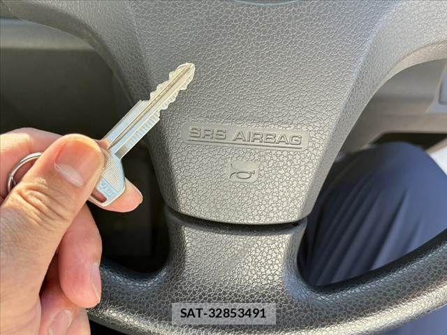 Daihatsu HIJET TRUCK 2015-06 8562127-5