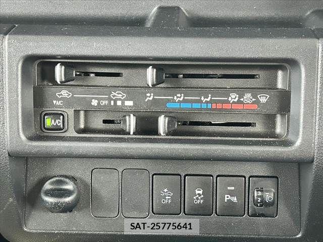 Daihatsu HIJET TRUCK 2020-10 8627055-4