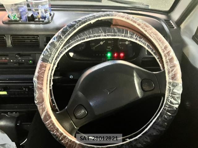 Daihatsu HIJET TRUCK 2000-01 8627060-12