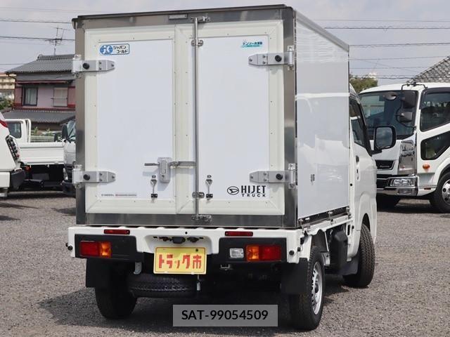 Daihatsu HIJET TRUCK 2025-07 8627053-4