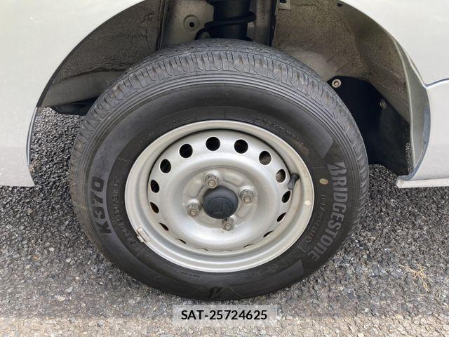 Daihatsu HIJET TRUCK 2017-08 8627059-12