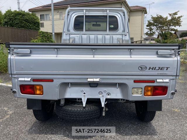 Daihatsu HIJET TRUCK 2017-08 8627059-7