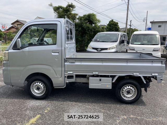 Daihatsu HIJET TRUCK 2017-08 8627059-8