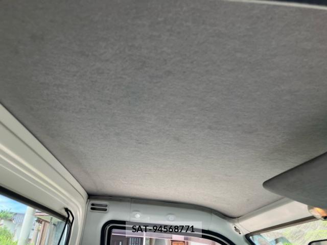 Daihatsu HIJET TRUCK 2000-01 8659408-9
