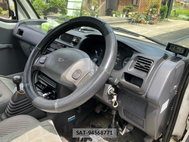 Daihatsu HIJET TRUCK 2000-01 8659408-6