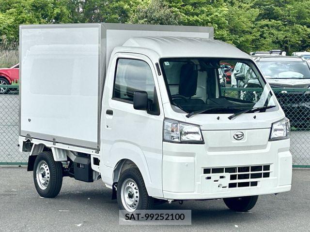 Daihatsu HIJET TRUCK 2026-07 8742638-0