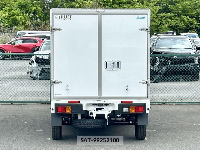 Daihatsu HIJET TRUCK 2026-07 8742638-10