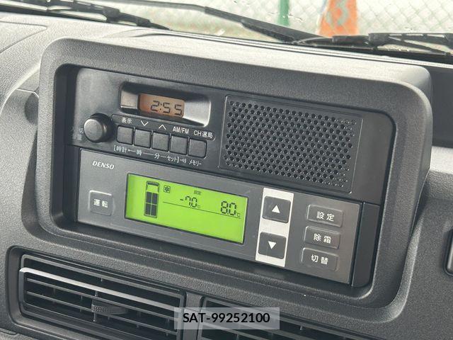 Daihatsu HIJET TRUCK 2026-07 8742638-23