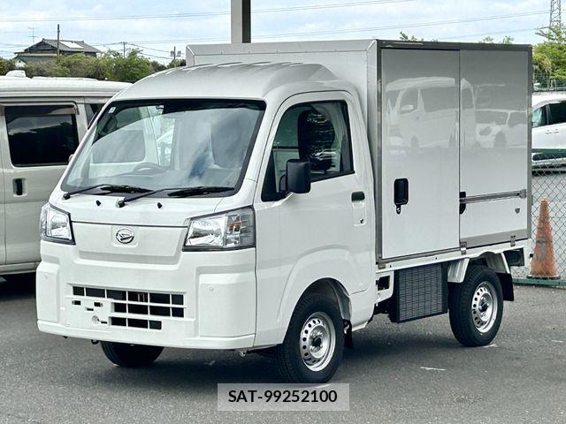 Daihatsu HIJET TRUCK 2026-07 8742638-5