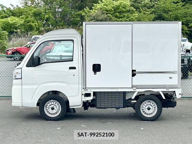 Daihatsu HIJET TRUCK 2026-07 8742638-7