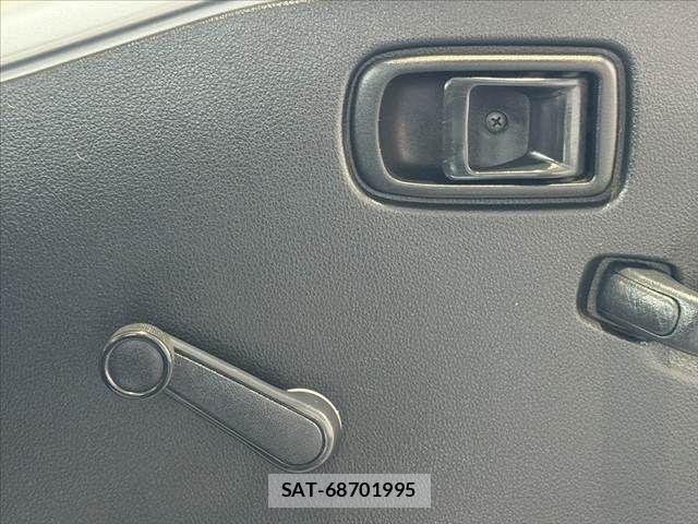 Daihatsu HIJET TRUCK 2019-10 8742640-19