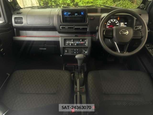 Daihatsu HIJET TRUCK 2025-06 8829363-1